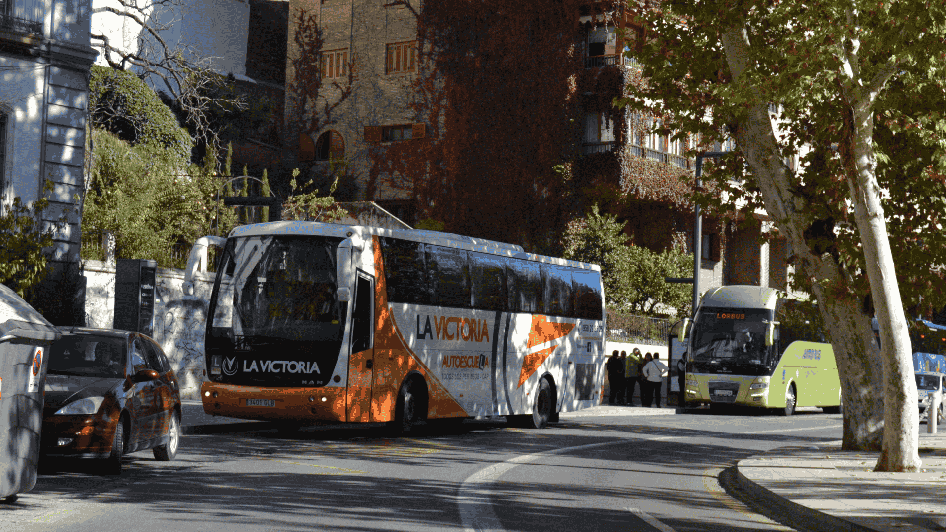 Bus2 Imagen de autobús de La Victoria circulando por la calle